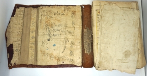Los 1035 - Koranhandschrift - Große Texthandschrift Al-Qur'ān in schwarzer und violettroter Tinte auf Papier.  - 15 - thumb