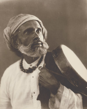 Los 4032 - Ceylon - Portrait ofa Kanji player, other portraits and fruits of Ceylon - 0 - thumb