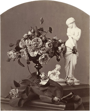 Lot 4037, Auction  115, Küss, Ferdinand, Still life with flowers and statuettes