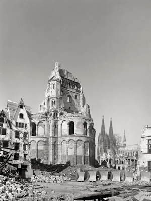 Lot 4286, Auction  116, Schmölz, Karl Hugo, View of St. Martin, Cologne