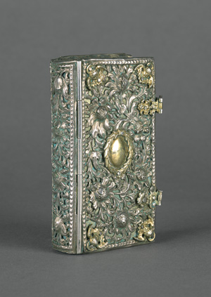 Lot 1631, Auction  117, Silbereinband mit durchbrochener floraler Ornamentik, auf Rücken und Deckeln