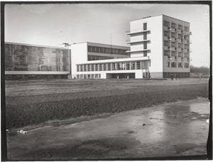 Lot 4102, Auction  117, Architecture, Bauhaus, Dessau