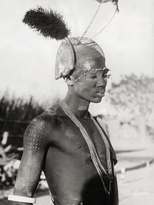 Los 4300 - Riefenstahl, Leni - African tribal men - 2 - thumb