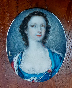 Los 6467 - Lens, Peter Paul - Portrait Miniatur einer jungen Adeligen in hellblauem Kleid mit Hermelinmantel - 1 - thumb