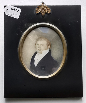 Los 6477 - Roche, Sampson Towgood - Miniatur Portrait eines Mannes in kastanienbrauner Jacke, plus 4 Beigaben - 8 - thumb