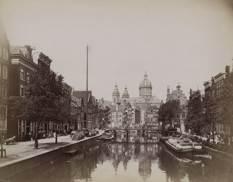 Lot 4005, Auction  118, Amsterdam, Views of Amsterdam and reproductions of Dutch art works