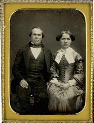 Los 4045 - Daguerreotypes & Ambrotypes - Portraits of husband and wife - 1 - thumb