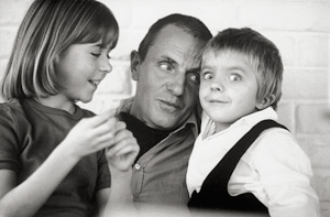 Lot 4104, Auction  119, Brüchmann, Peter, The actor Heinz Bennent with his children Anne and David