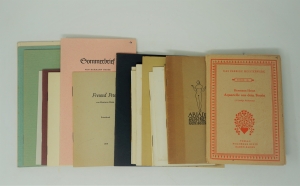 Lot 3476, Auction  120, Hesse, Hermann, Sammlung von 25 Privatdrucken und Kleinschriften (meistens mit eigenh. Signatur)