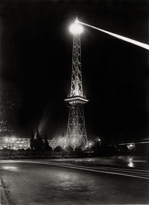 Los 4097 - Berlin im Licht - Views of buildings illuminated for 'Berlin im Licht' - 0 - thumb