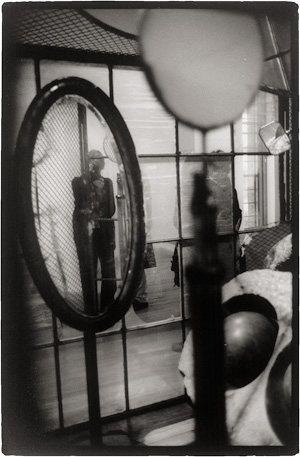 Lot 4162, Auction  122, Richter, Evelyn, Selbstportrait in Cell (Eyes and Mirrors) von Louise Bourgeois, Tate Modern, London