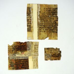 Los 2878 - "Heiliger Geist" - 3 Fragmente einer spätmittelalterlichen deutschen Handschrift + Beilage - 1 - thumb