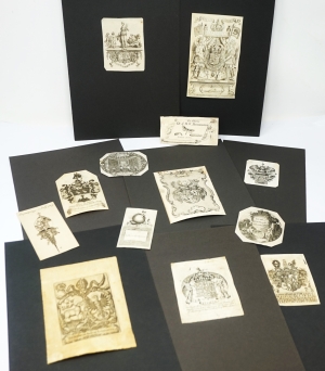 Los 3802 - Exlibris des 17. bis 18. Jahrhundert. - 20 Kupfertisch-Exlibris davon 16 montiert - 1 - thumb