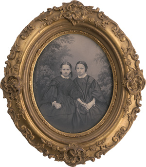 Los 4076 - Unknown Photographer - Double studio portrait of two girls - 0 - thumb