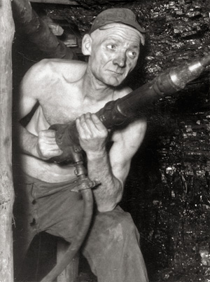 Los 4147 - Hensky, Herbert - The miner Adolf Hennecke in the former occupation zone of Germany - 0 - thumb