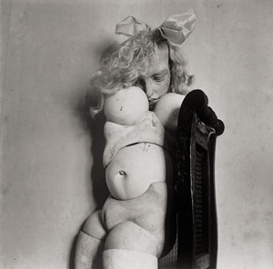 Los 4097 - Bellmer, Hans - Hans Bellmer Photographies (Images from the "Poupée" series) - 2 - thumb