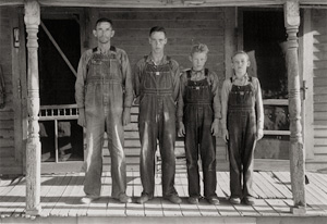 Los 4218 - Lee, Russell - FSA client with three sons, Caruthersville, Missouri; North Dakota - 0 - thumb