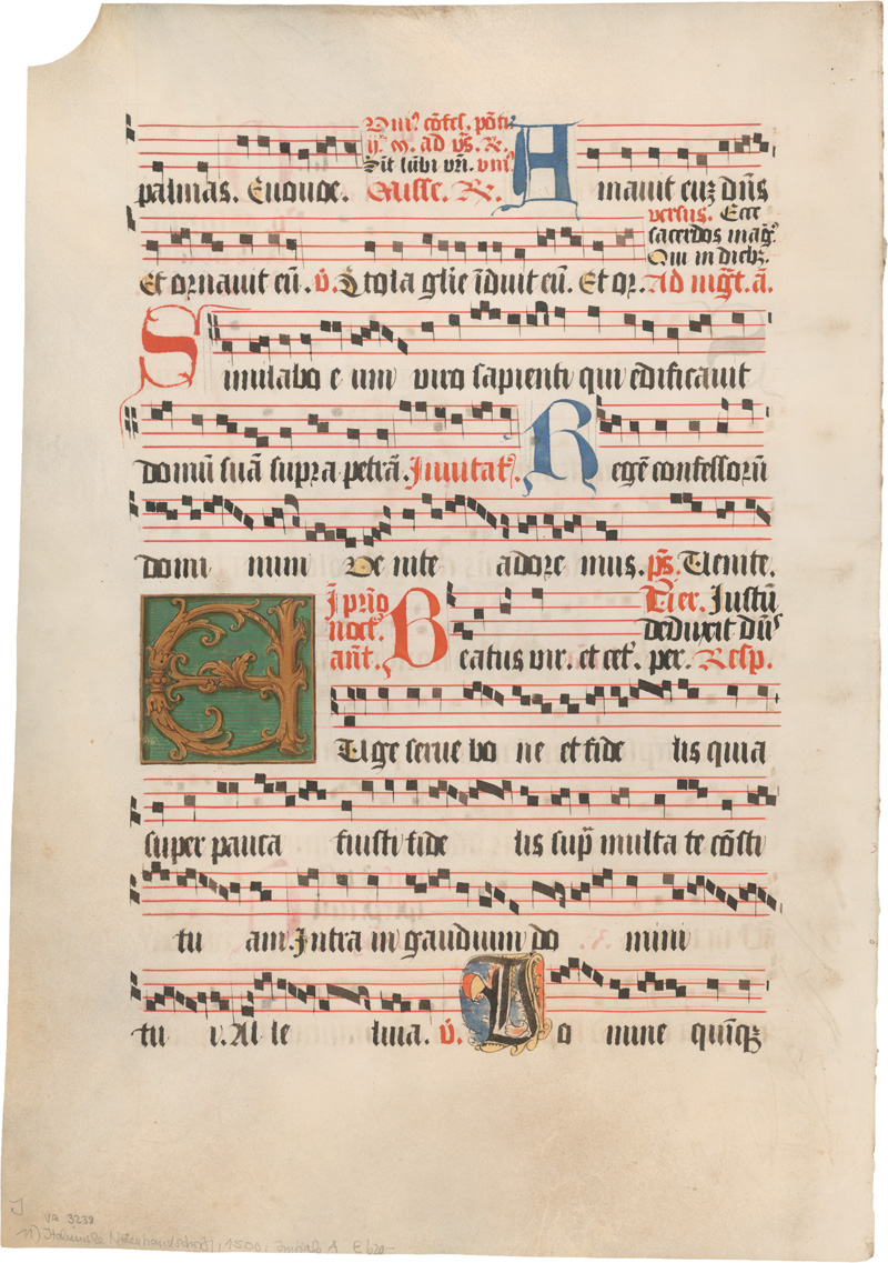 Lot 876, Auction  124, Antiphonale, 6 Blätter aus drei spätmittelalterlichen Antiphonale-Handschriften, teils mit hübschen Initialen