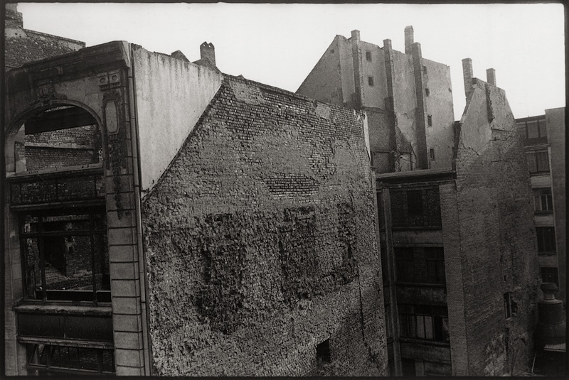 Lot 4154, Auction  124, Ketzscher, Stefanie, From the series "Dokumentation Leipzig-Altstadt II"