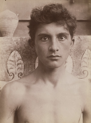 Los 4044 - Gloeden, Wilhelm von - Portrait of a boy - 0 - thumb