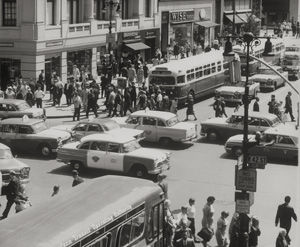 Los 4135 - Friedmann, Georges - Intersection of 42nd Street and 5th Ave., New York - 0 - thumb