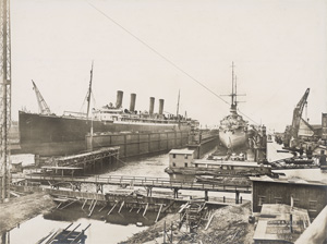 Los 4180 - Industrial Photography / Blohm & Voss - Blohm & Voss shipyard docks - 1 - thumb
