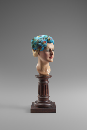 Lot 6642, Auction  125, Fascinator, Kleiner Federhut