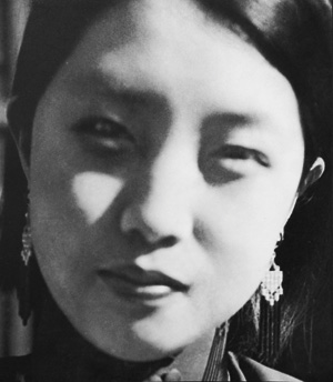 Lot 3445, Auction  126, Thorbecke, Ellen, People in China. London 1935