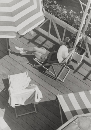 Lot 4244, Auction  126, Wolff, Dr. Paul, Sun deck