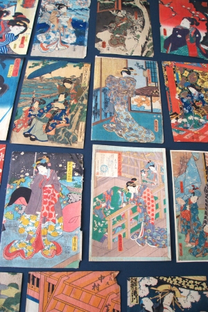 Los 602 - Bijin-ga - Sammlung von 36 Ukiyo-e Farbholzschnitten verschiedener Künstler. Tokio 1831-1866 - 3 - thumb