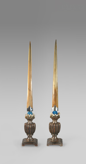 Lot 6382, Auction  127, Tafelaufsatz, Ein Paar flamboyante Tafelaufsätze