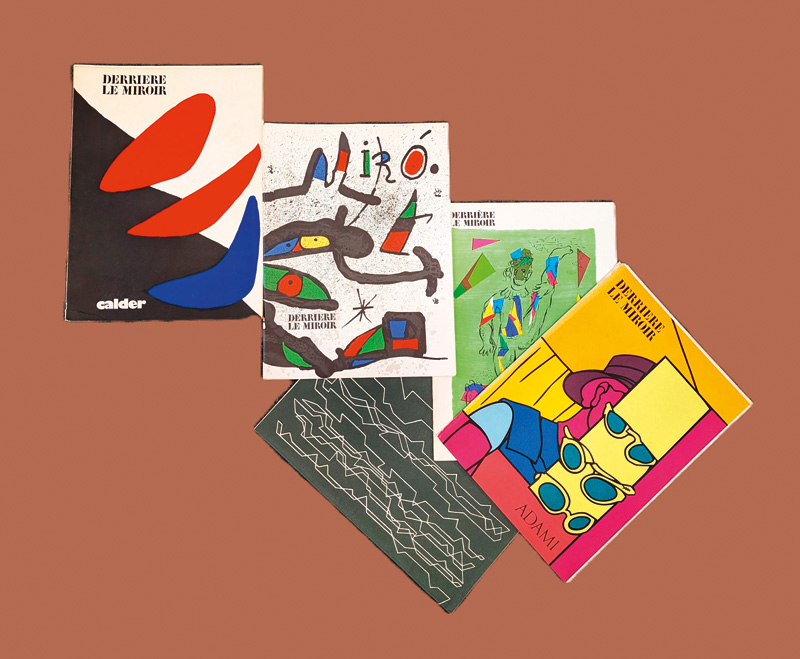 Lot 3076, Auction  127, Derrière le Miroir, Konvolut von 24 Heften