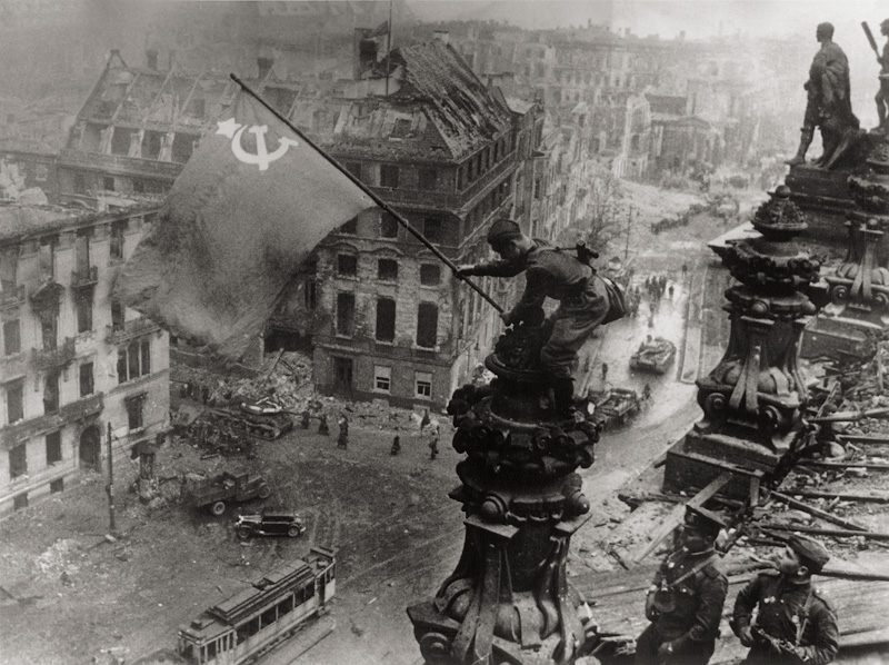 Lot 4153, Auction  127, Chaldej, Jewgeni, Atop the Berlin Reichstag, May 2, 1945