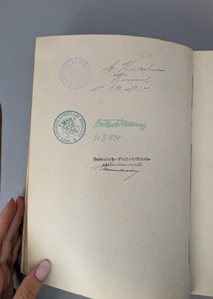 Los 474 - Konsularstempel-Album - Album mit ca. 160 Stempeln von internationalen Konsulaten und konsularischen Vertretungen - 14 - thumb