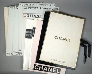 Los 3385 - Lagerfeld, Karl - Konvolut von 14 Portfolois mit Modefotografien für Chanel - 5 - thumb